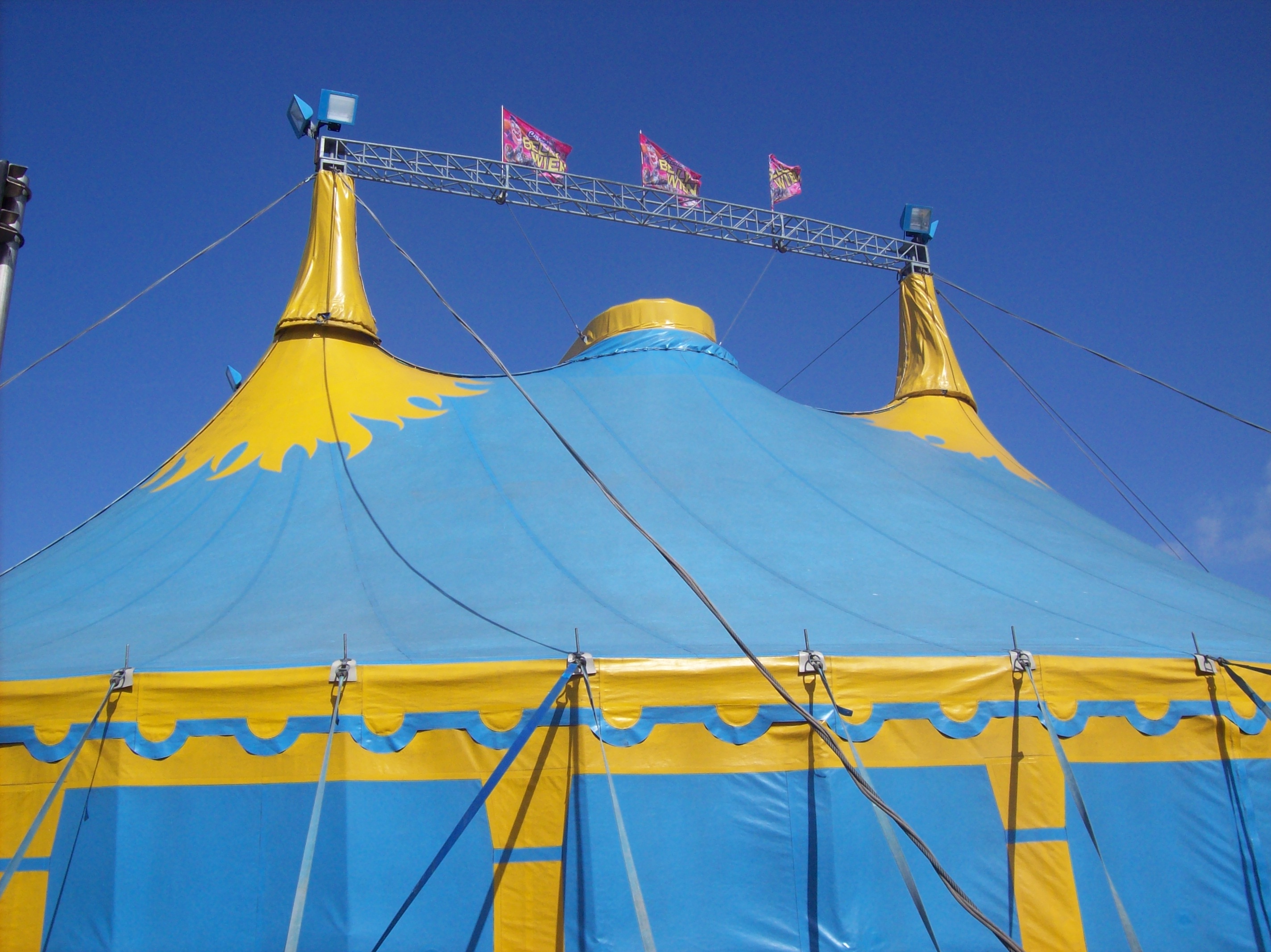 circus belly wien tent 2015 2